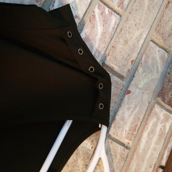 Tunic - Picture 4 of 5